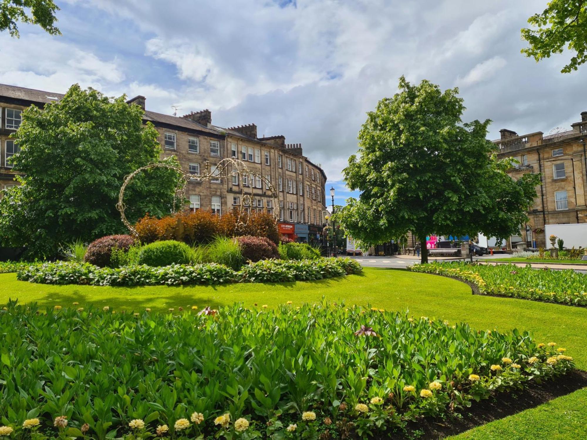 York Place Mews - Central 2 Bed 2 Bath Free Parking Harrogate Kültér fotó